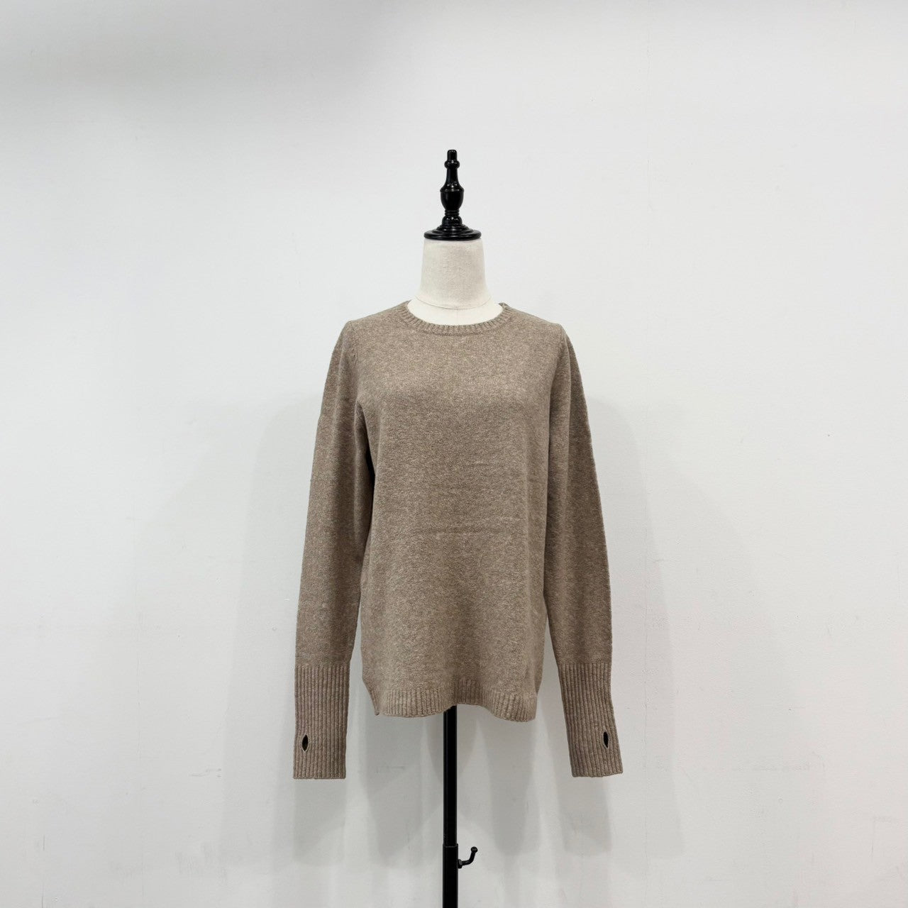 【siro de labonte 25 AW vol.2】fingerhole crewneck