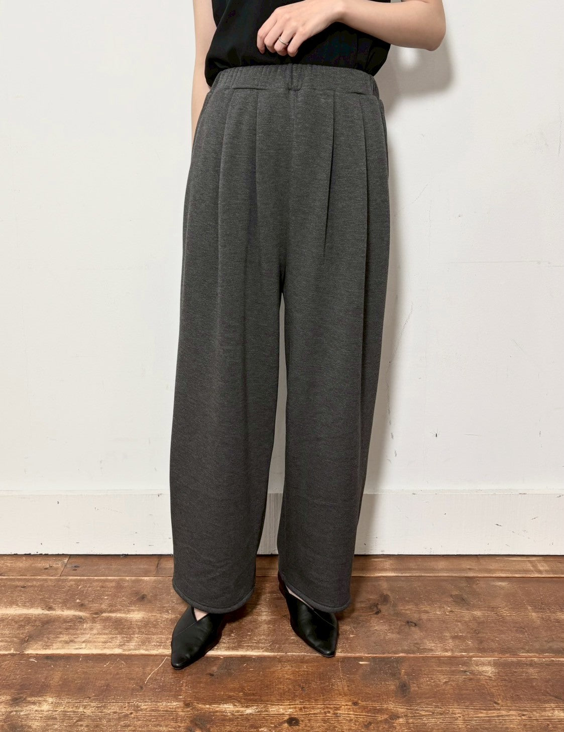 【siro de labonte 25 AW vol.2】tuck easy pants