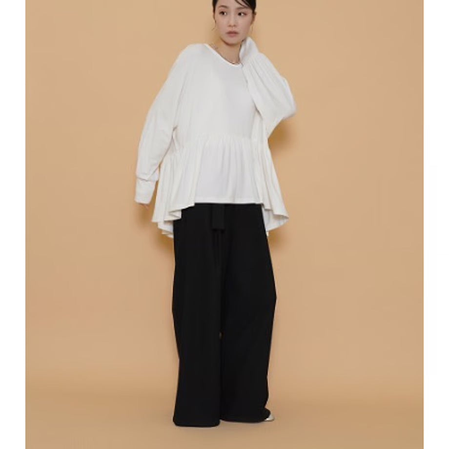 【CYAN 2025 AW】 ラウンドギャザーウォームドルマンTOPS