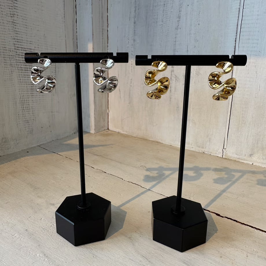 【champdelarose】ウェーブピアス&イヤリング