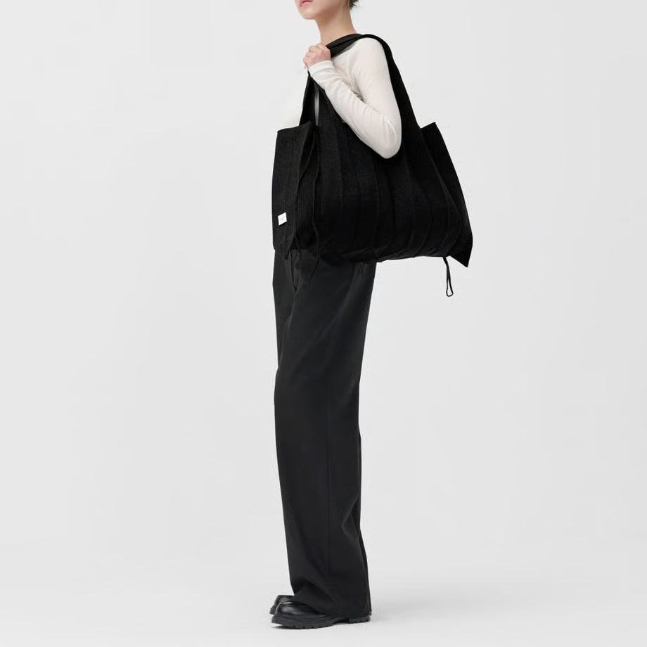 【PLEATS MAMA】Big Shoulder Bag