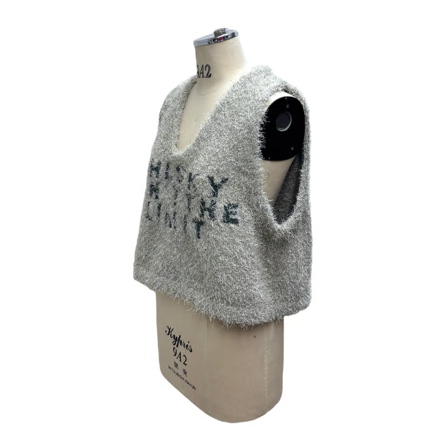 【ayane 2025 WINTER】ロゴ入りダンスヤーンニットベスト