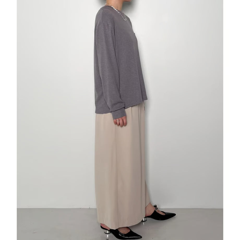 【CHIGNON 2025 AUTUMN/WINTER】モケモケ刺繍ロゴロンTee