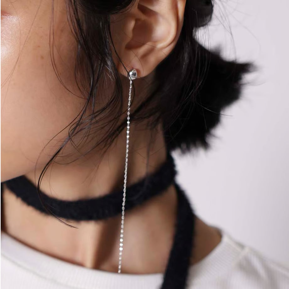 【CHIGNON 2025 AUTUMN/WINTER】プチエッグ&チェーン2WAYピアス