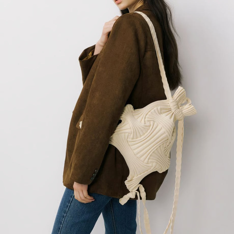 【PLEATS MAMA】NEW BOW BACKPACK