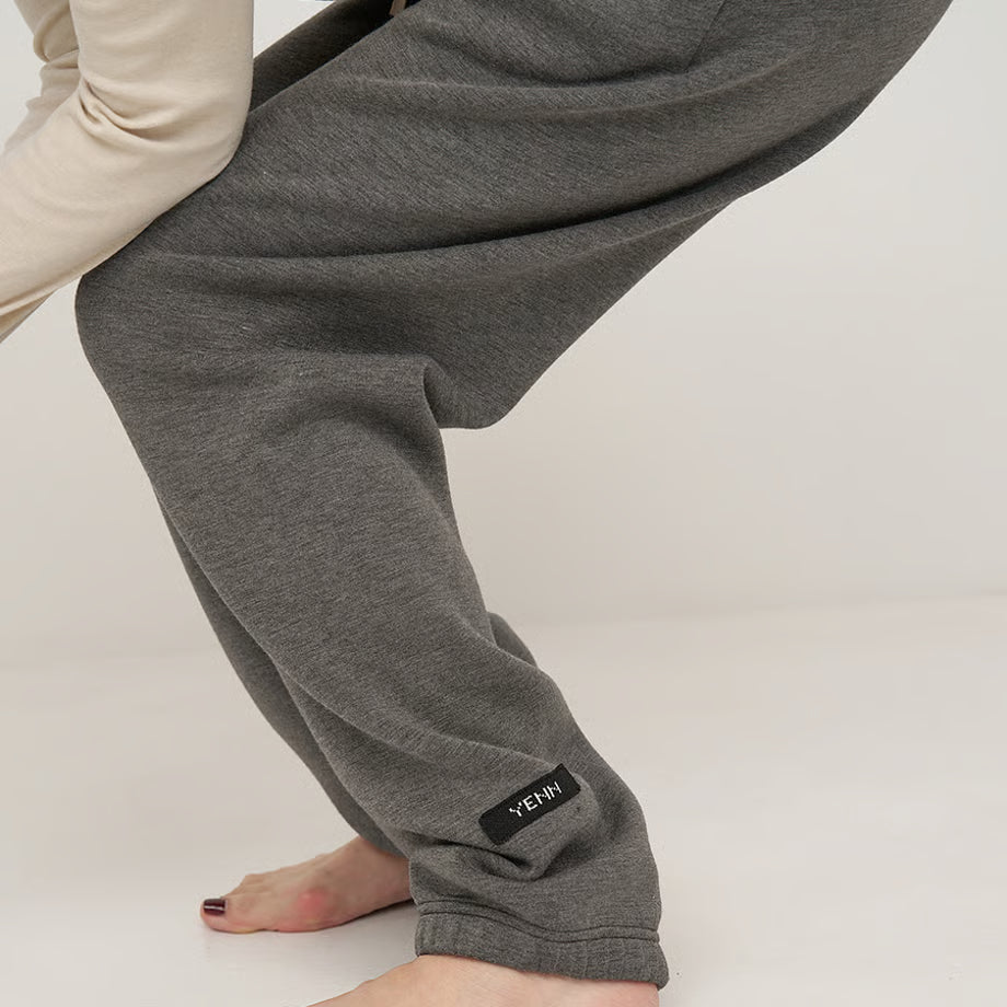 【YENN 2025 AUTUMN/WINTER】SPONDISH JOG PT