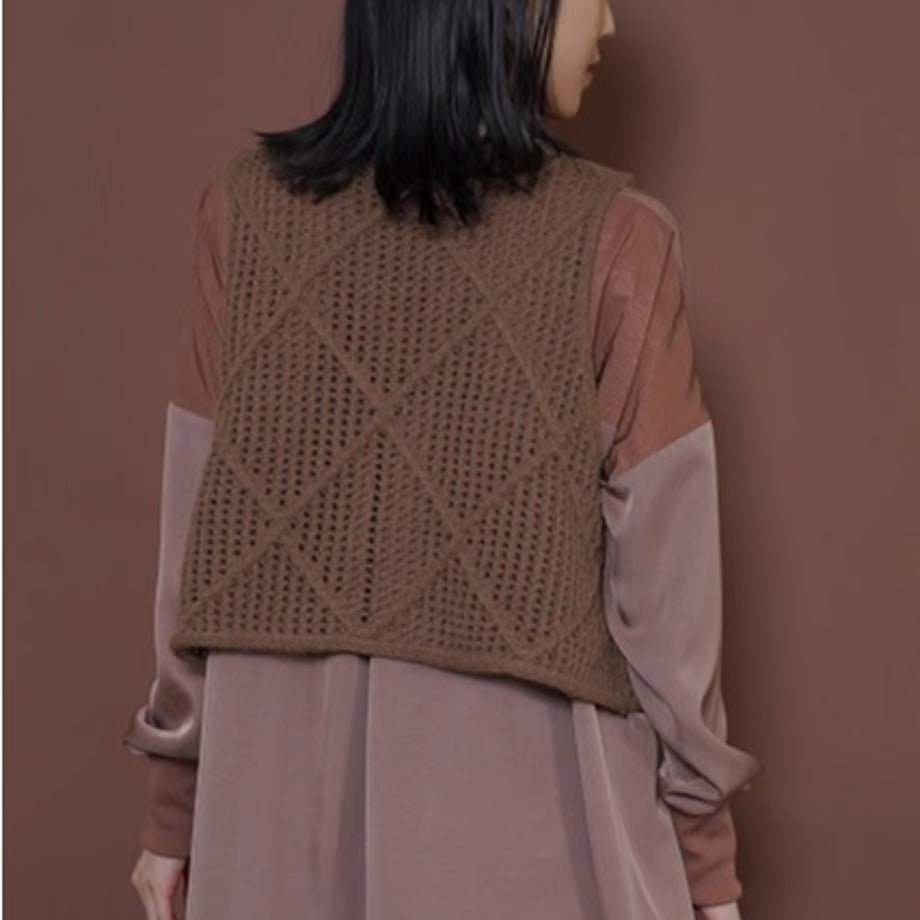 【CYAN 2025 AW vol.2】透かしアーガイルニットベスト