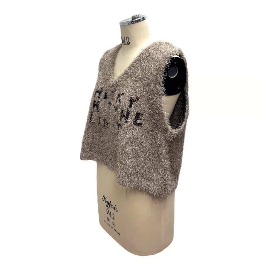 【ayane 2025 WINTER】ロゴ入りダンスヤーンニットベスト