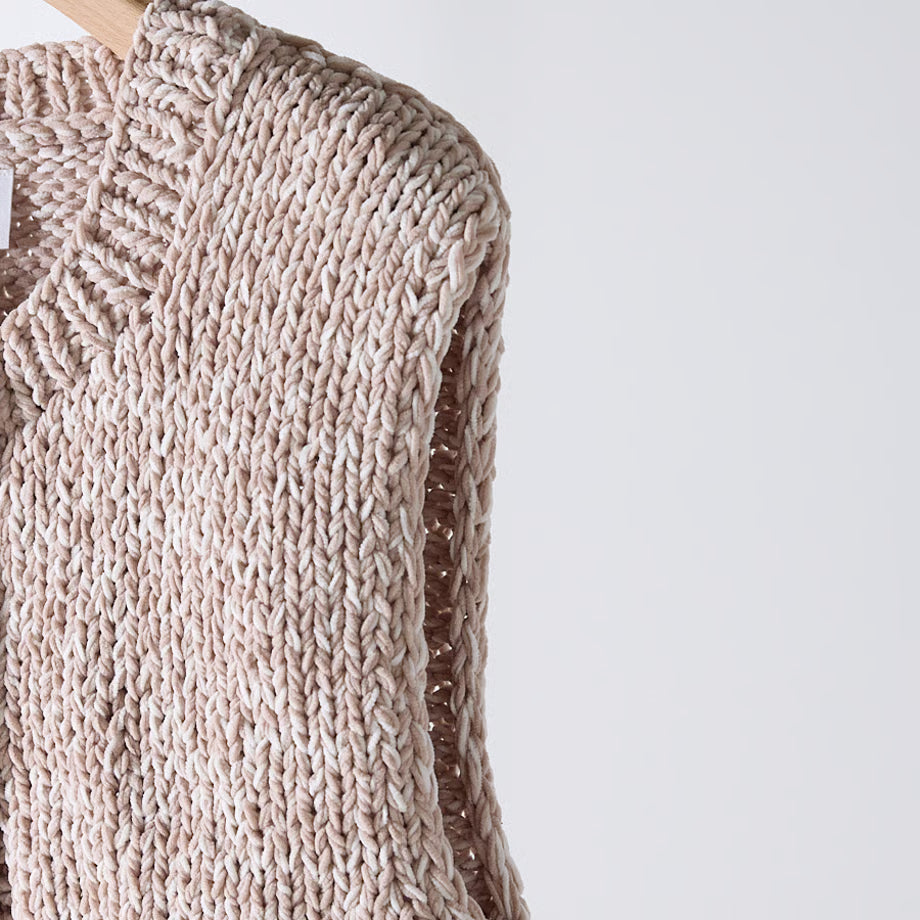 【YENN 2025 AUTUMN/WINTER】MIX HAND KNIT VEST