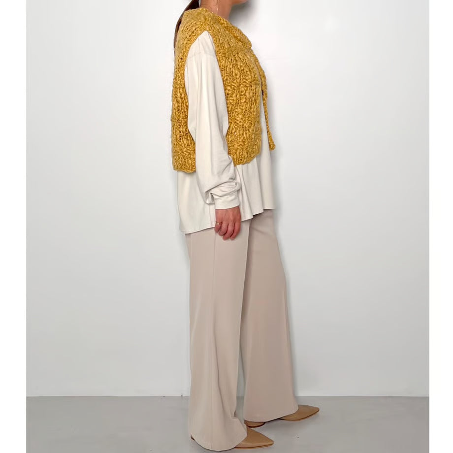 【CHIGNON 2025 AUTUMN/WINTER】ツイルフレアパンツ