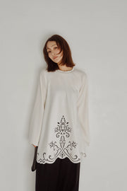 【Hella 2026 FALLWINTER COLLECTION】Ornamental Cutwork Top