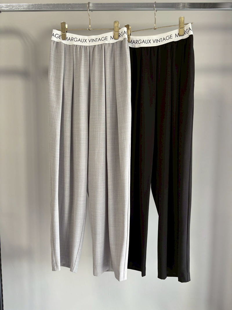 [MARGAUX 2026 SS] Waist logo tuck pants