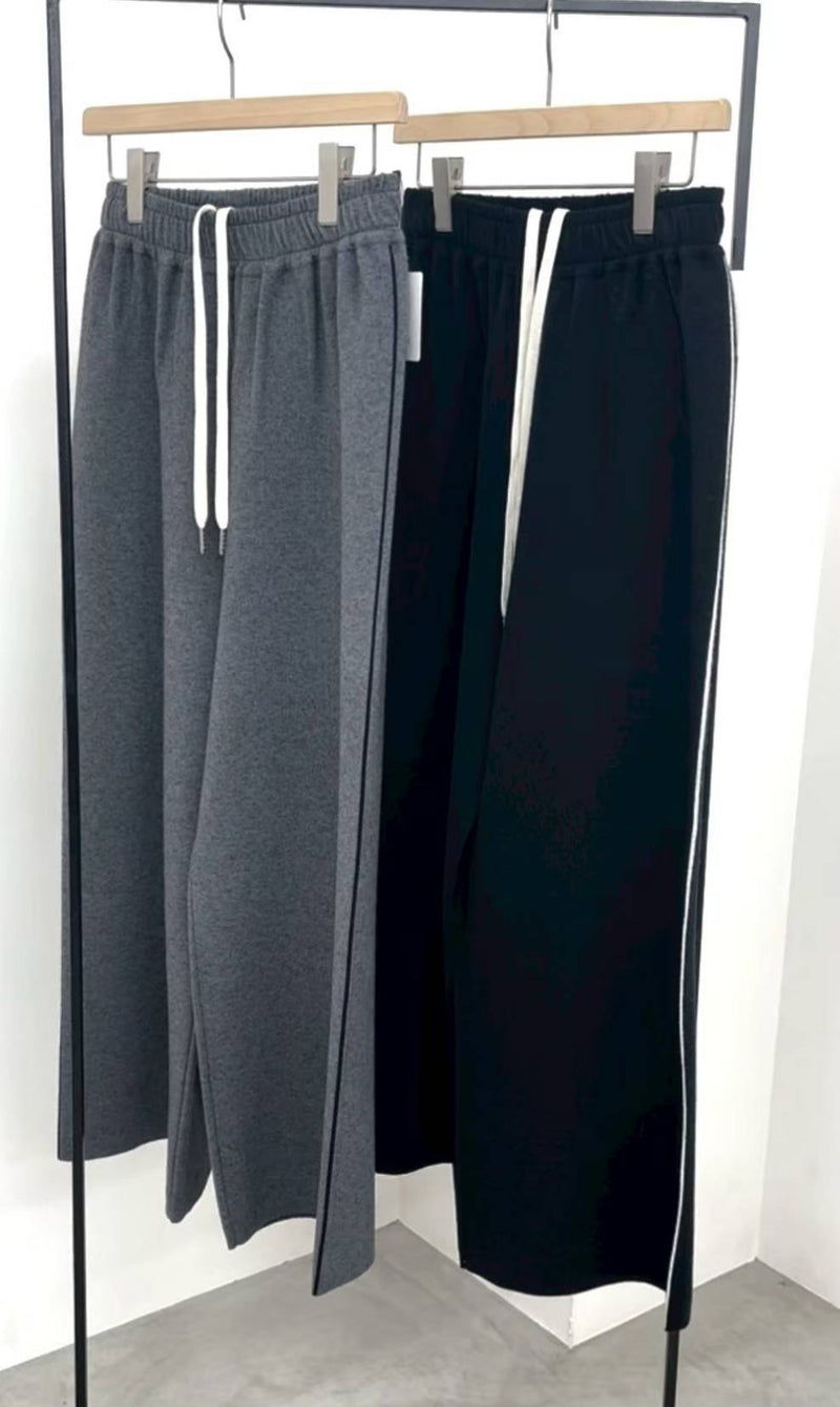 【CLOCHE / CYNICAL】サイドラインニットライクパンツ