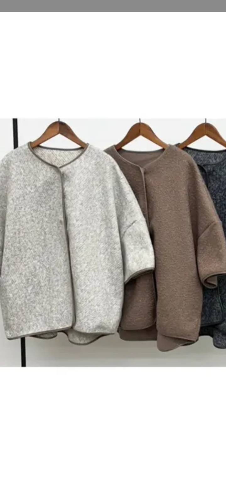 【CLOCHE / CYNICAL】ウールレットノーカラーポンチョコート