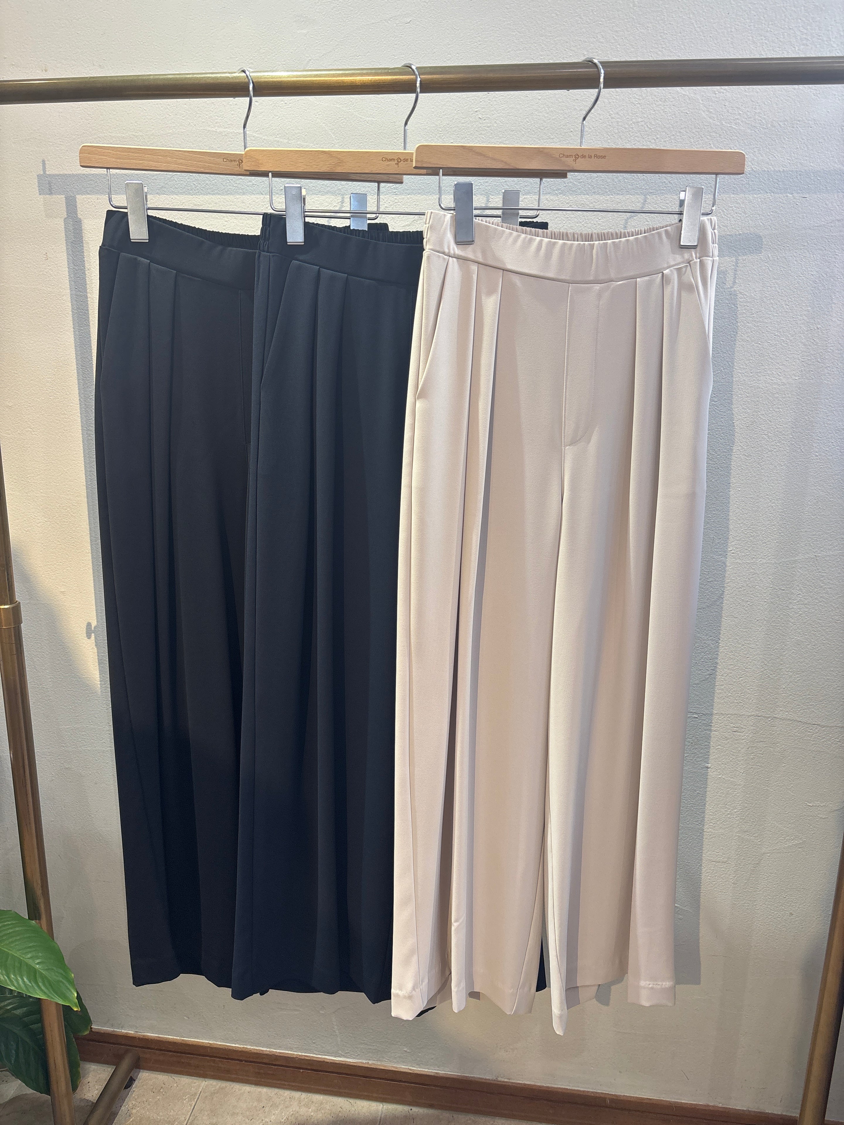 【anana】ハイウエストストレートパンツ