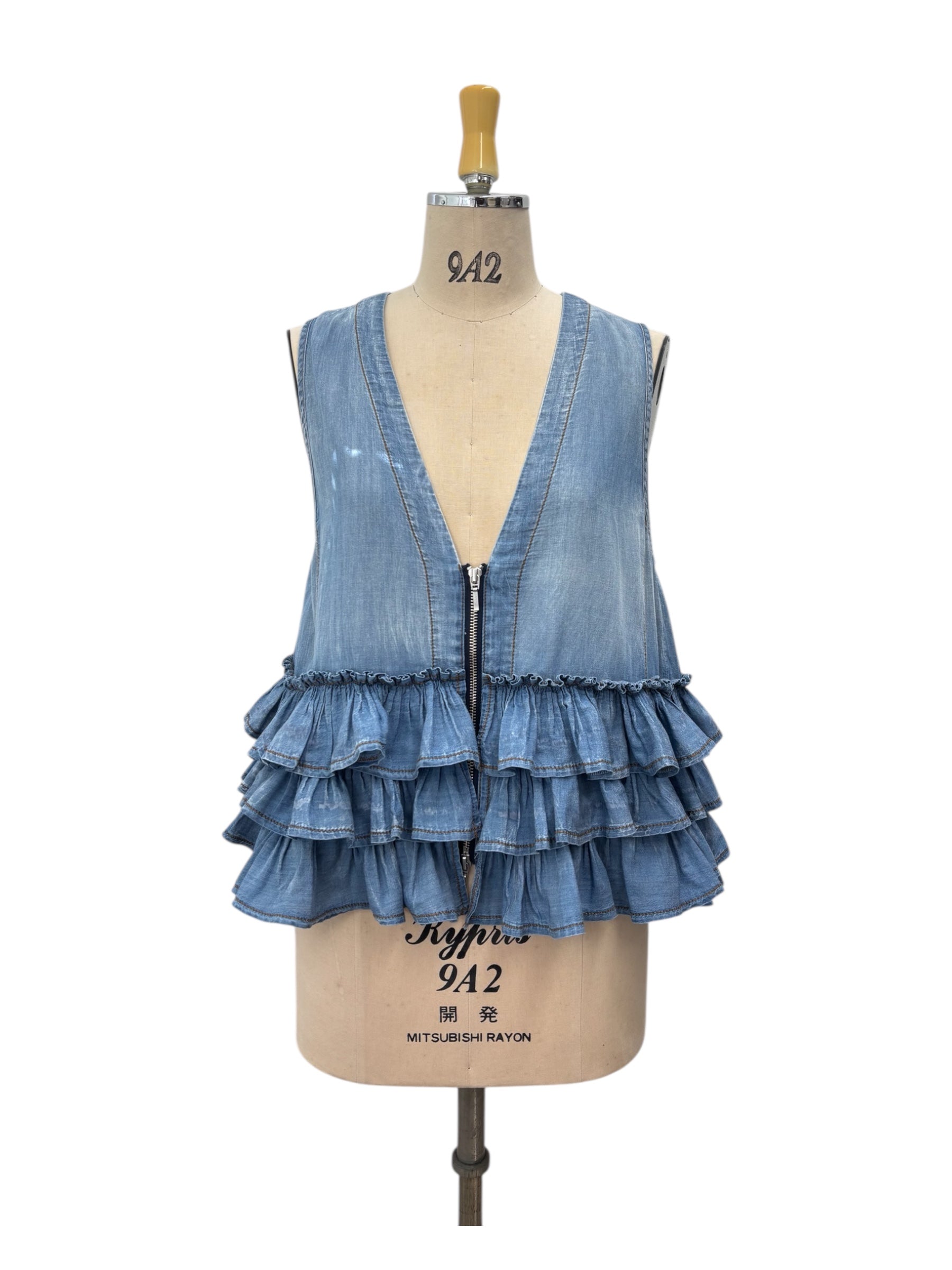 【ayane 2026 SPRING】シアーデニムフリルベスト