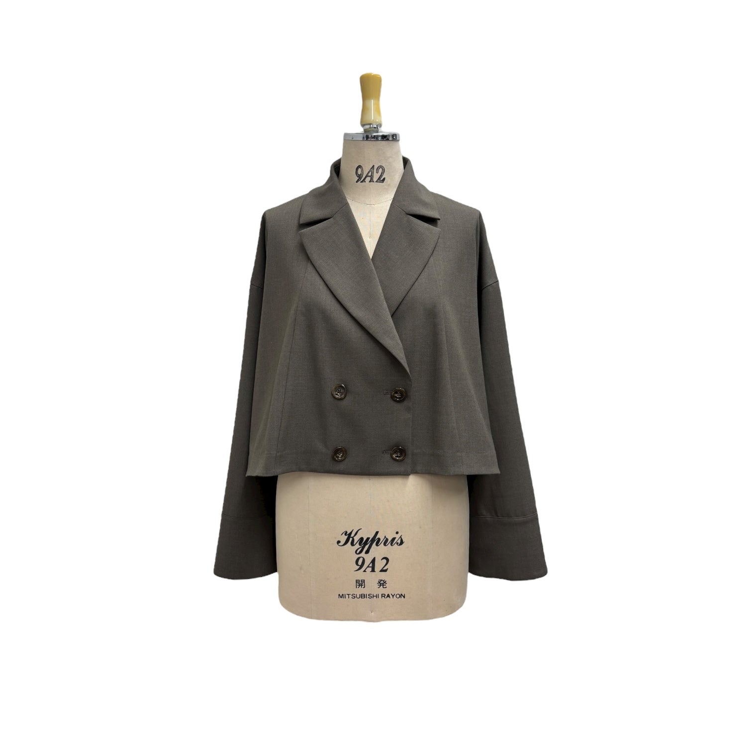 【ayane 2026 SPRING】ショート丈テーラードジャケット