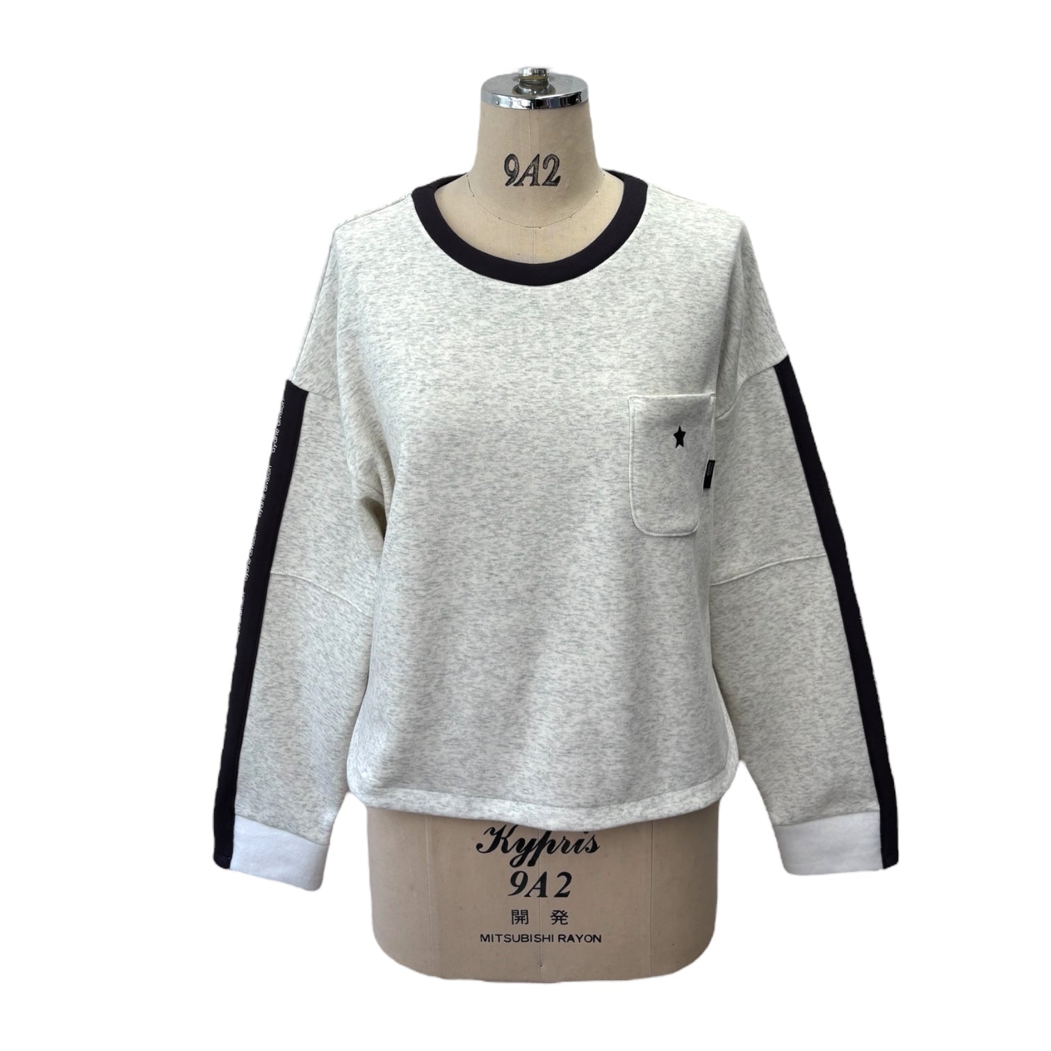 【ayane 2026 Early Spring】スター刺繍ボンバープルオーバー