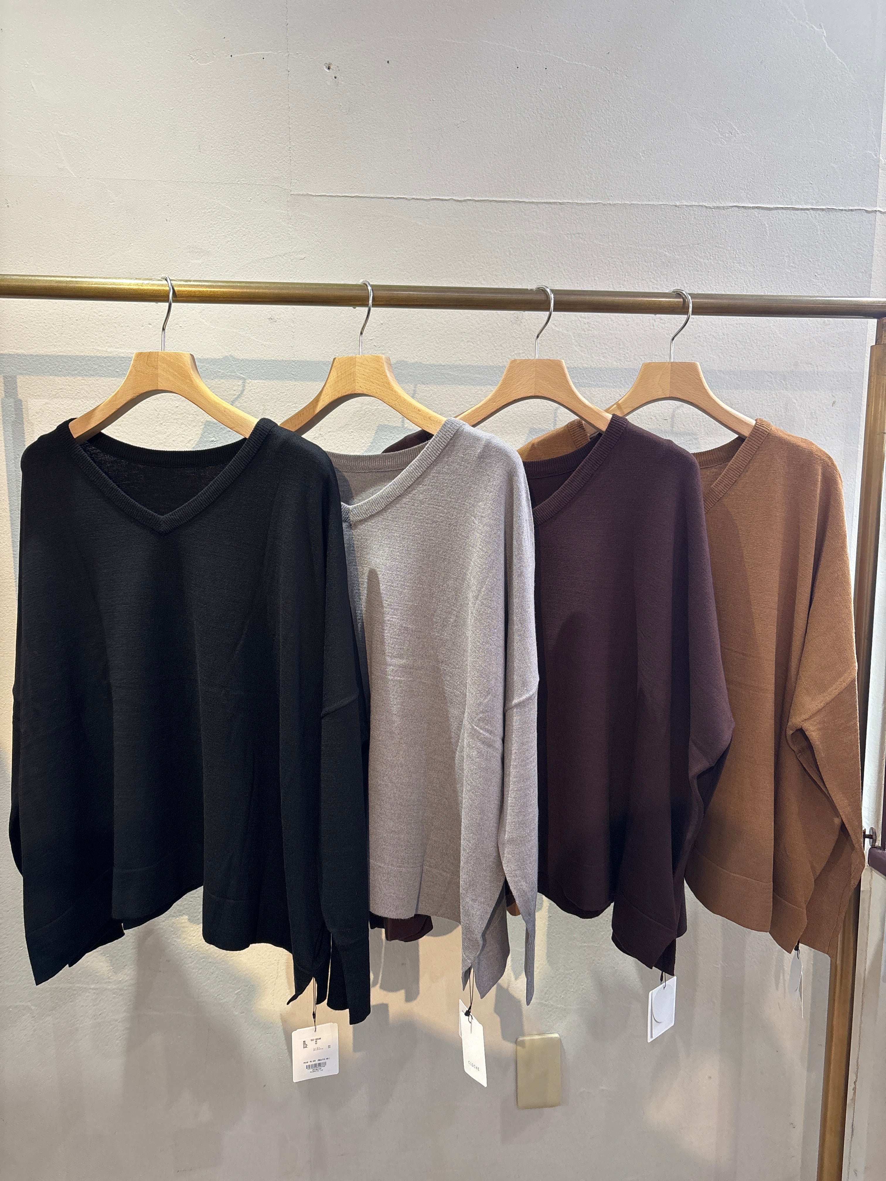 CLOCHE】ロゴ2wayポンチョニット – Champdelarose