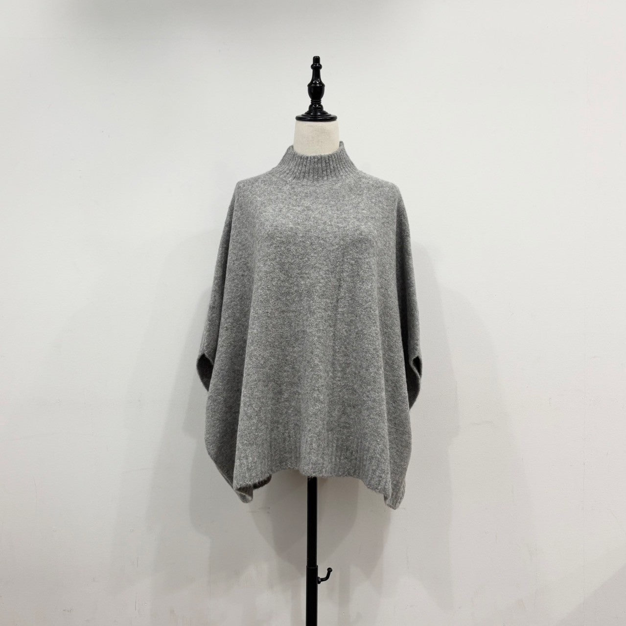 【siro de labonte 25 AW vol.2】bottle neck poncho vest