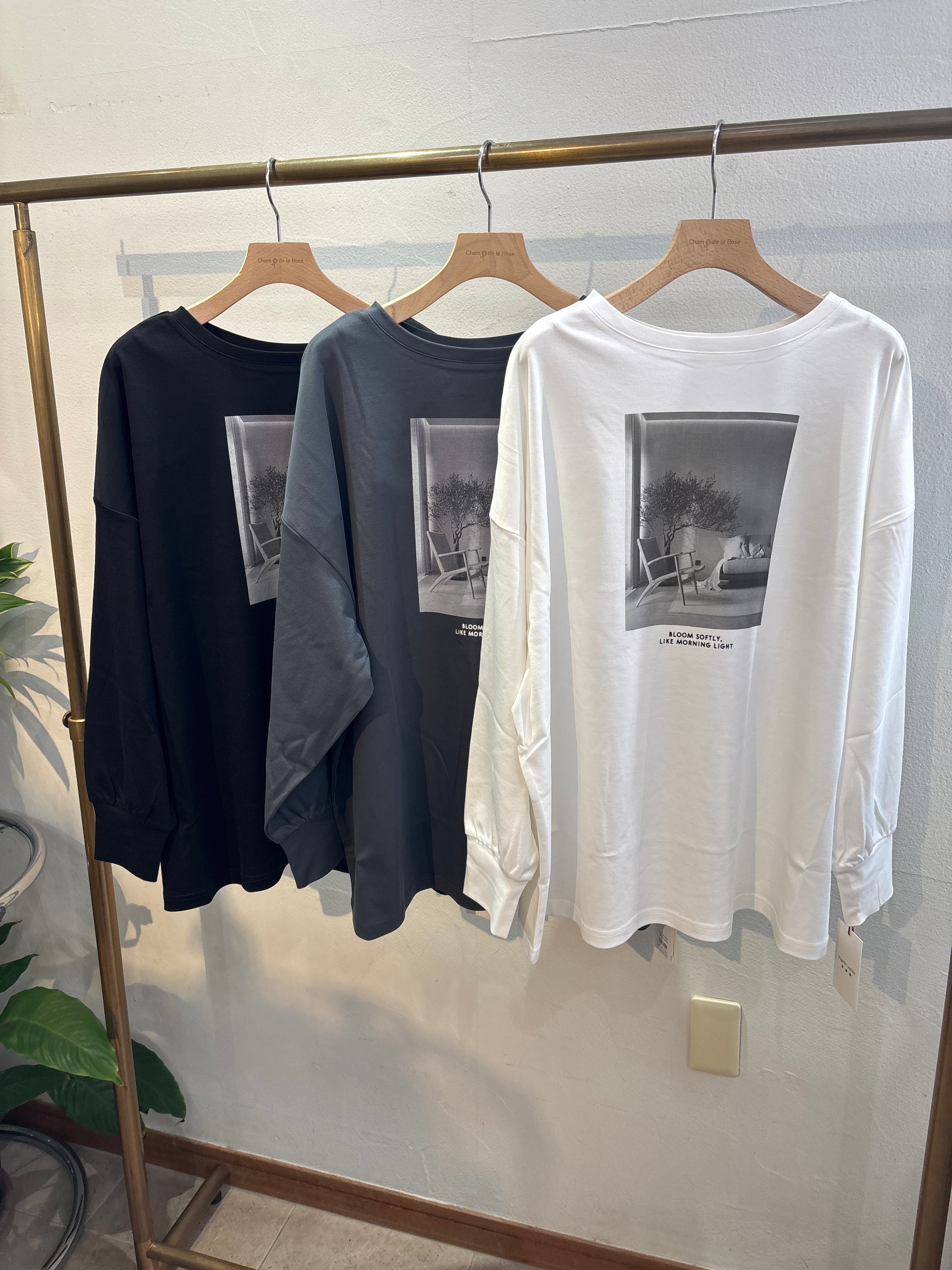 【Dignite collier】2WAYフォトTシャツ
