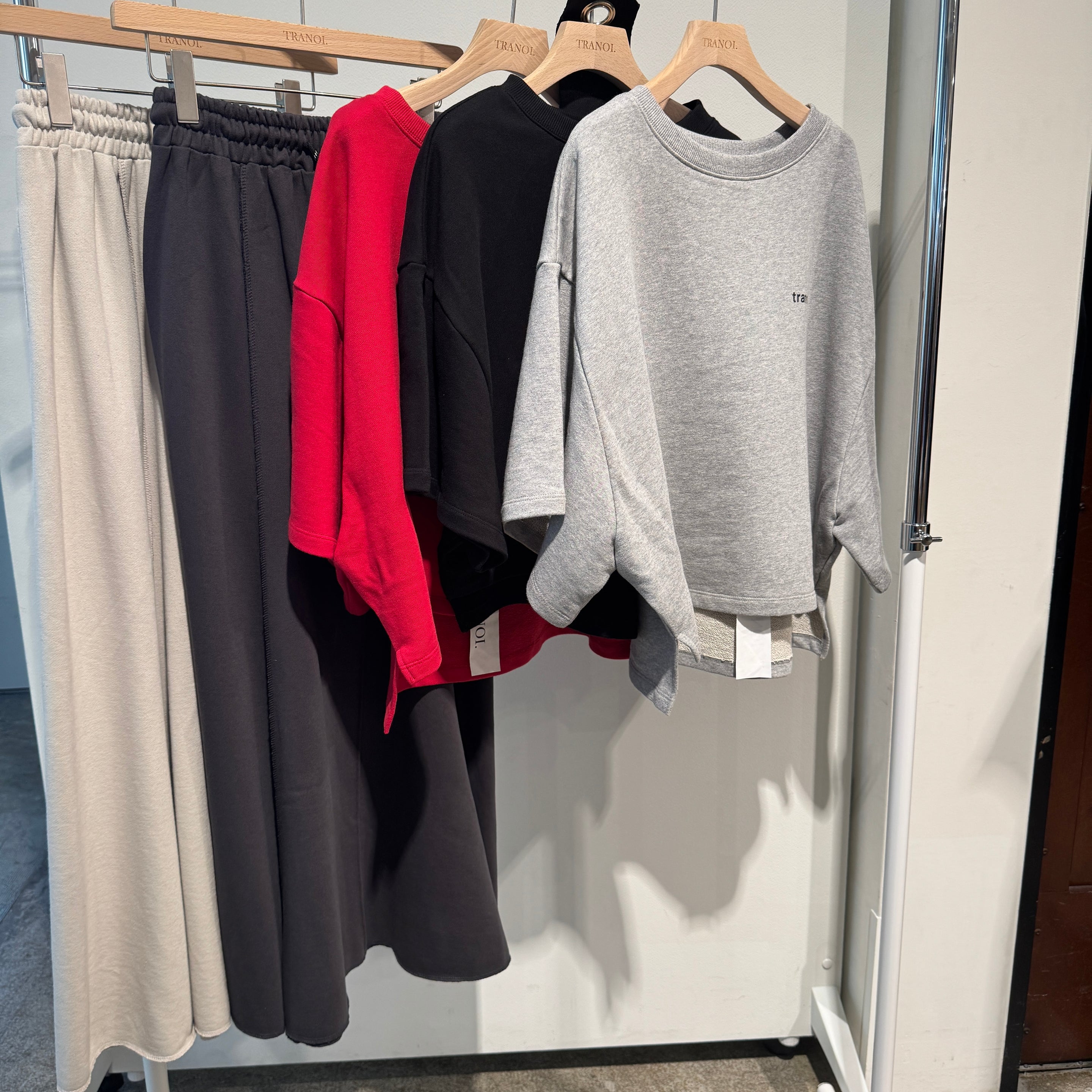 【TRANOI.】TORA wide sweat tops