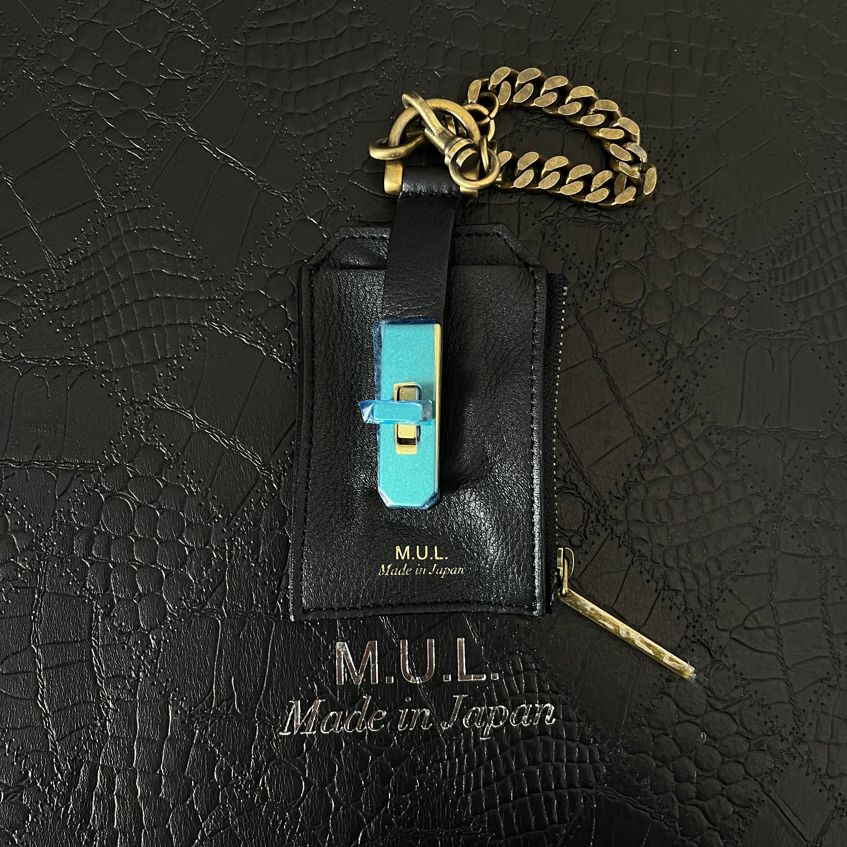 【M.U.L.】チェーンパスケース　洗い加工