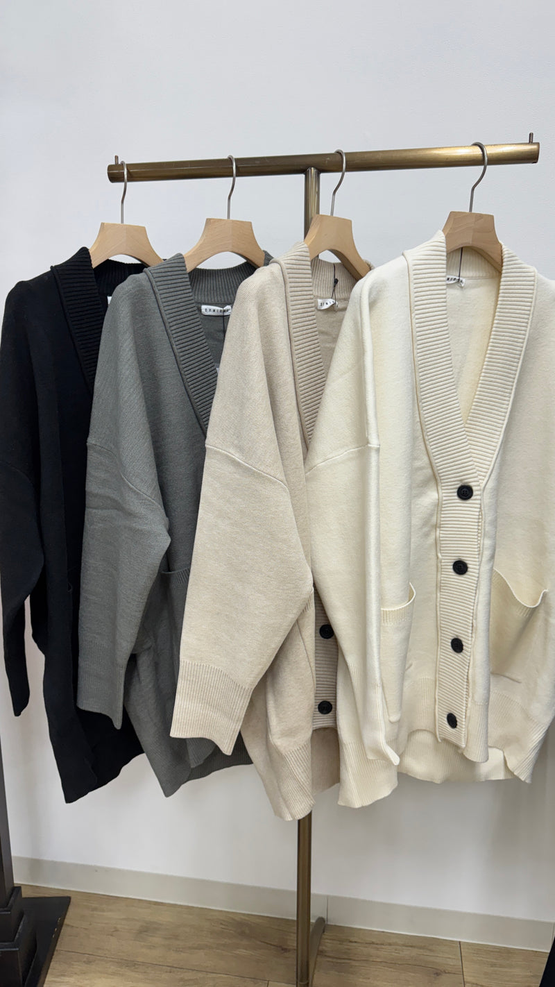 【CLOCHE / CYNICAL】ウォッシャブルニットカーデ