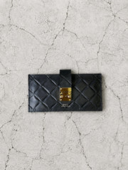【M.U.L 2026-9】LOCK LINE FLAT LONG WALLET - Black キルティング型押し