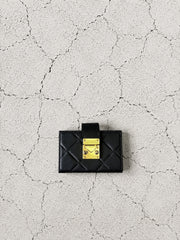 【M.U.L 2026-9】LOCK LINE CARD CASE - Black キルティング型押し