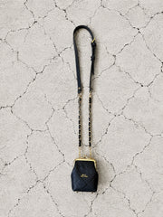 【M.U.L GAMAGUCHI】GAMAGUCHI TRIPLE SHOULDER - Black キルティング型押し