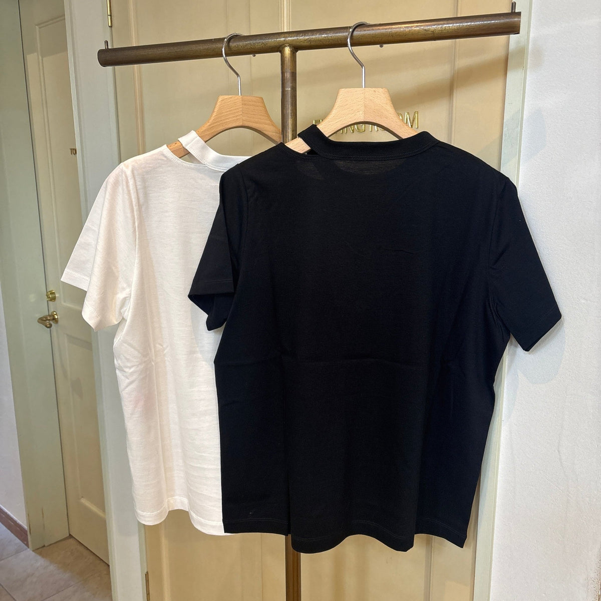 【ante aciem】デザインTシャツ - Champdelarose