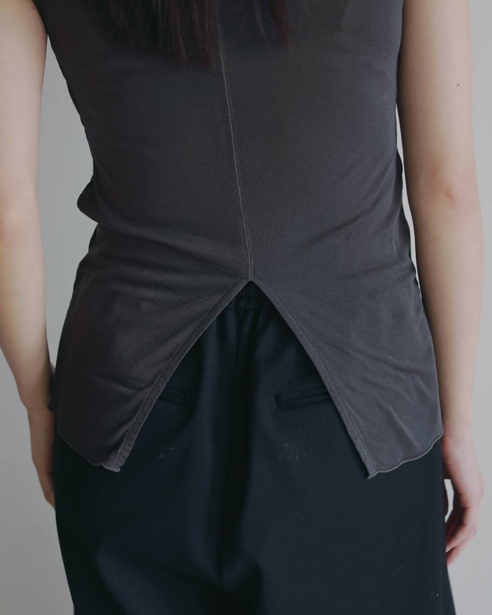 【anuke 2026 PRE FALL COLLECTION】Bicolor Tank Top - Champdelarose