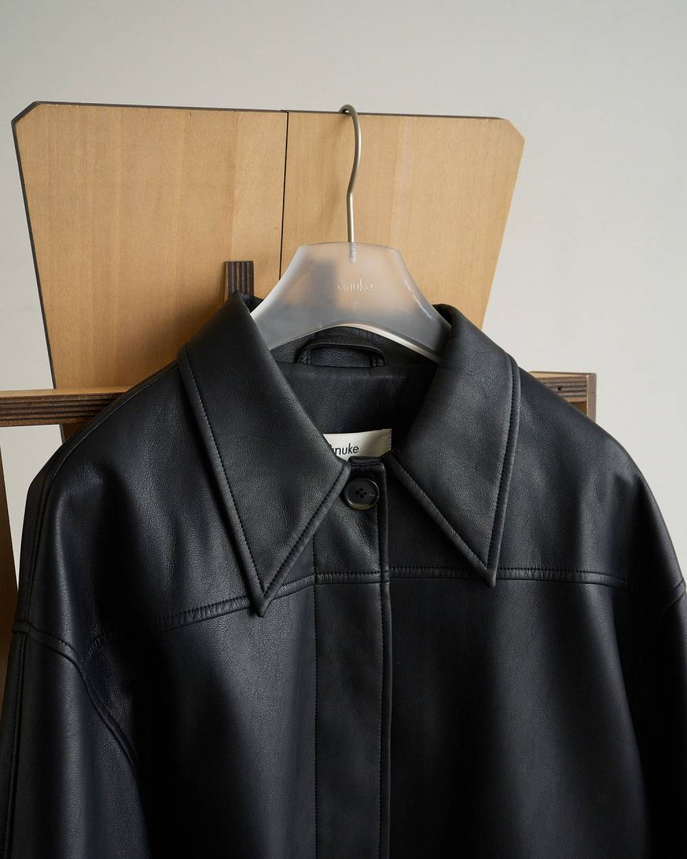 【anuke 2026 PRE FALL COLLECTION】Ecoleather Over Jacket - Champdelarose