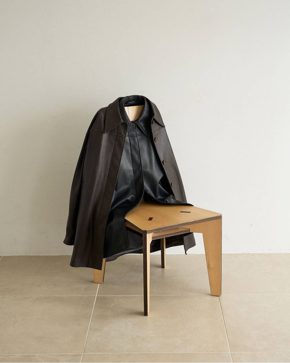 【anuke 2026 PRE FALL COLLECTION】Ecoleather Over Jacket - Champdelarose