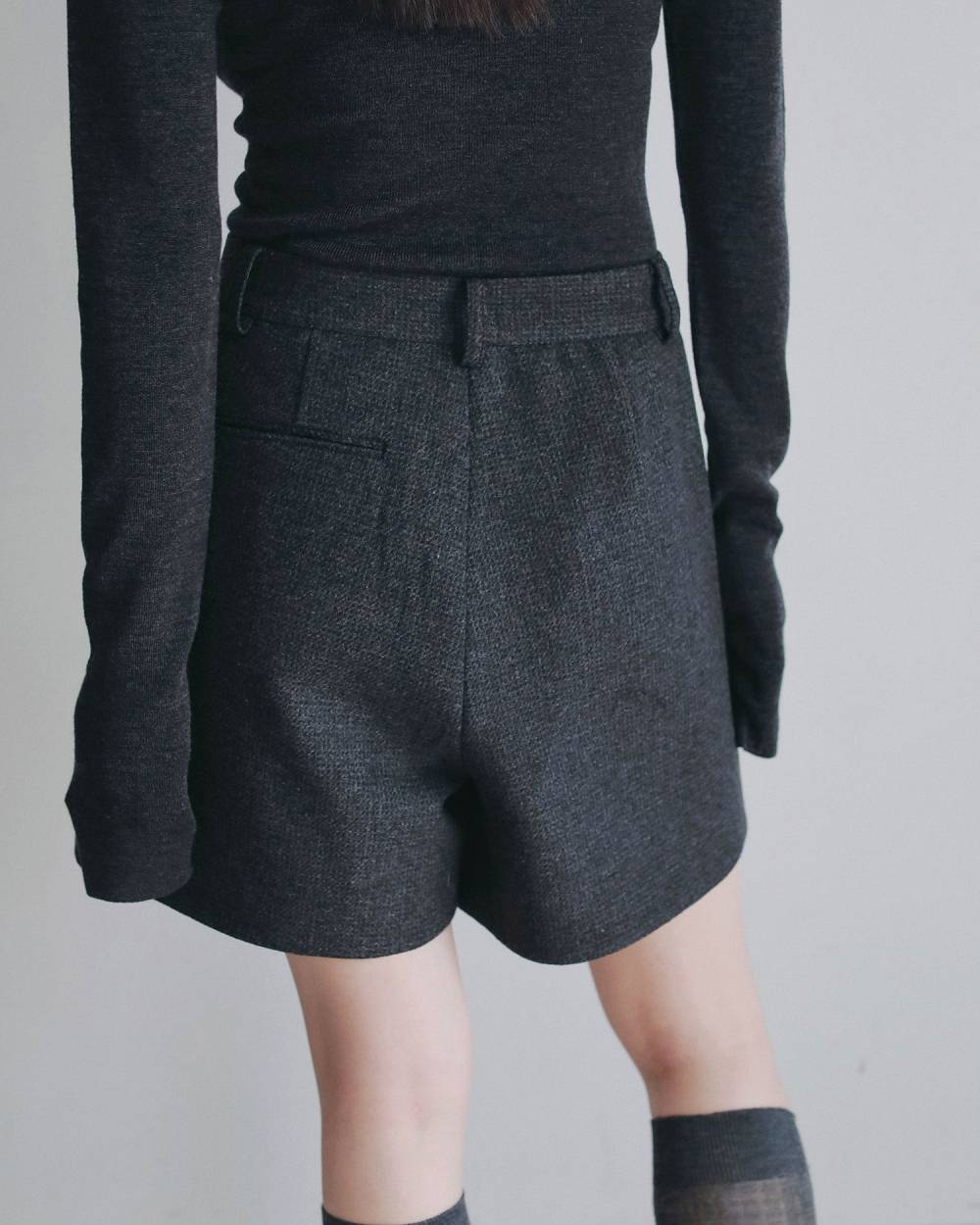 【anuke 2026 PRE FALL COLLECTION】Herringbone Short Pants - Champdelarose