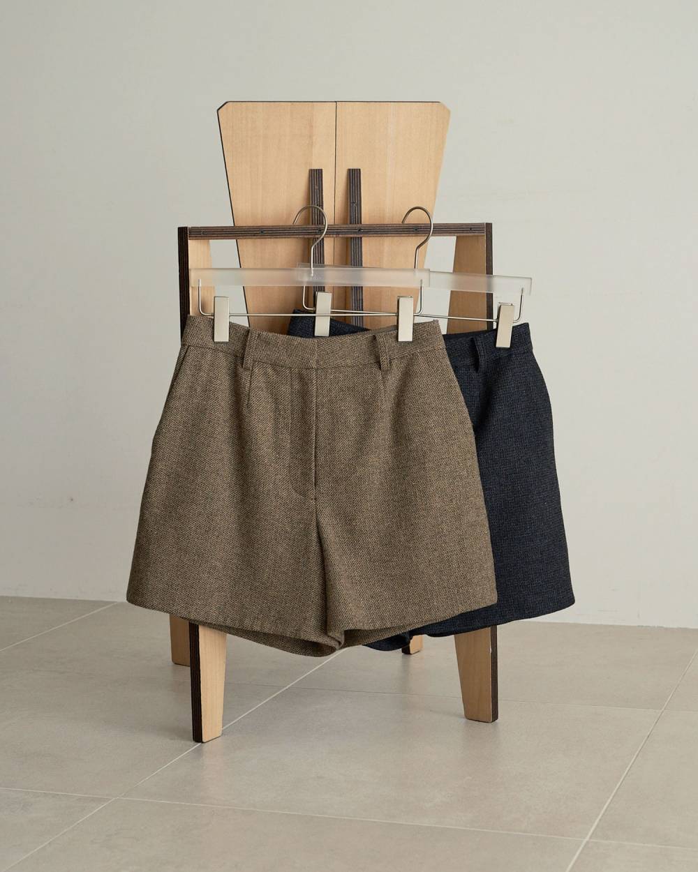 【anuke 2026 PRE FALL COLLECTION】Herringbone Short Pants - Champdelarose