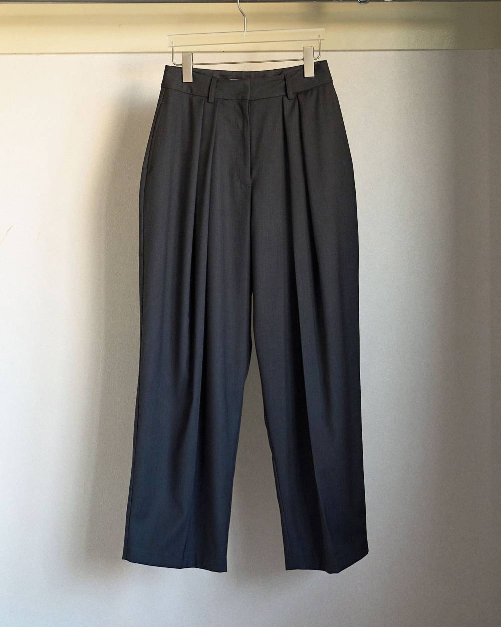 【anuke 2026 PRE FALL COLLECTION】Hightwist Cocoon Pants - Champdelarose