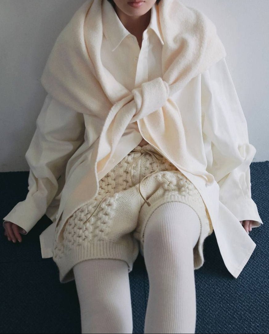 【anuke 2026 PRE FALL COLLECTION】Knit Triangle Scarf - Champdelarose