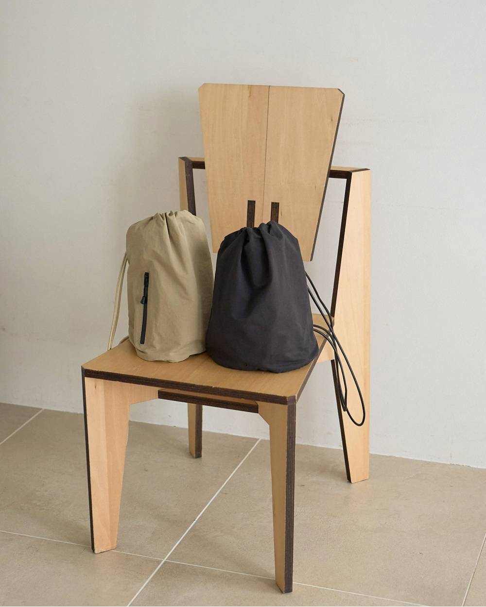 【anuke 2026 PRE FALL COLLECTION】Nylon Knapsack - Champdelarose