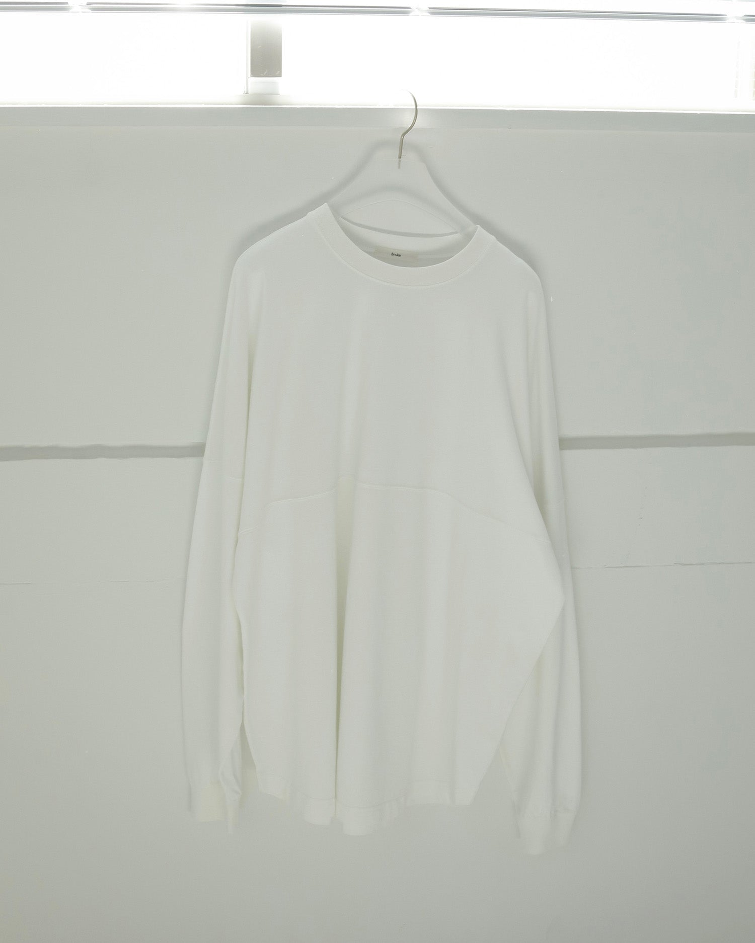 【anuke 2026 PRE FALL COLLECTION】Pattern Big Long T-shirts - Champdelarose