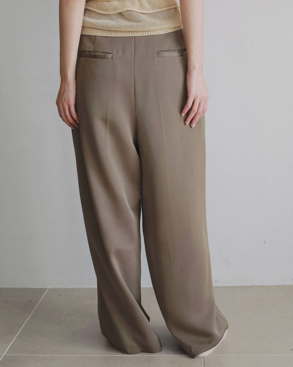 【anuke 2026 PRE FALL COLLECTION】Twill Satin Pants - Champdelarose