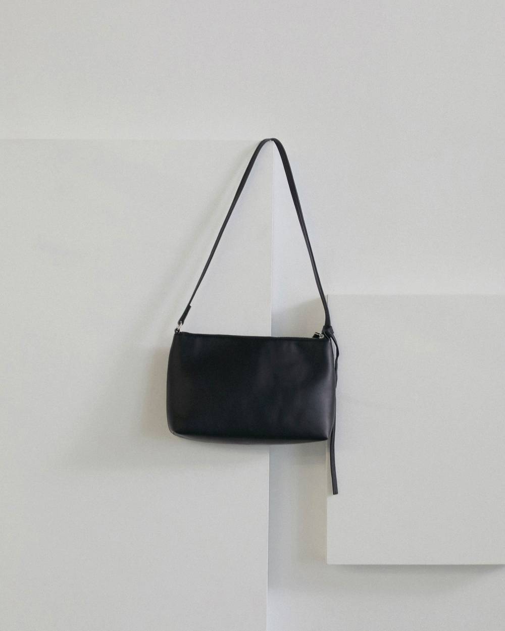 【anuke 2026 winter】Ecoleather Hand Bag - Champdelarose