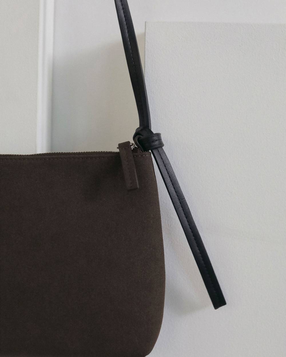 【anuke 2026 winter】Ecoleather Hand Bag - Champdelarose