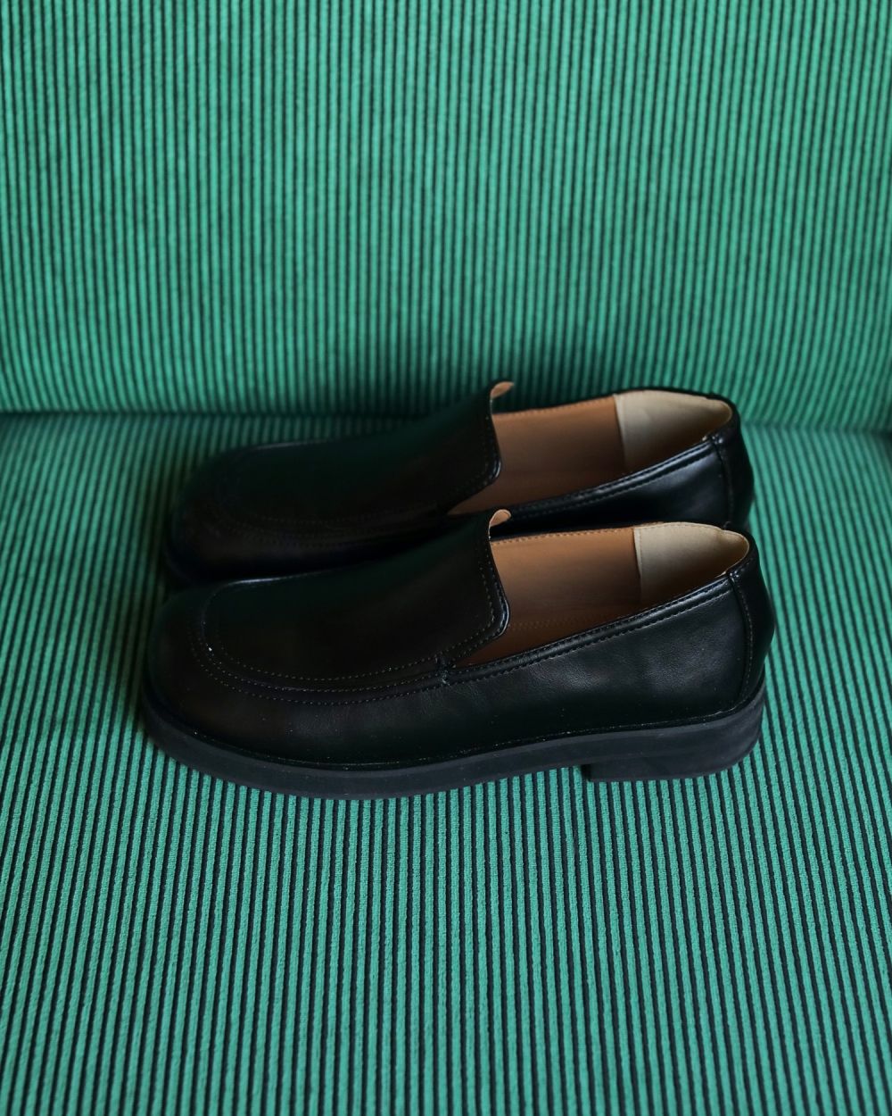 【anuke 2026 winter】Ecoleather Loafers - Champdelarose