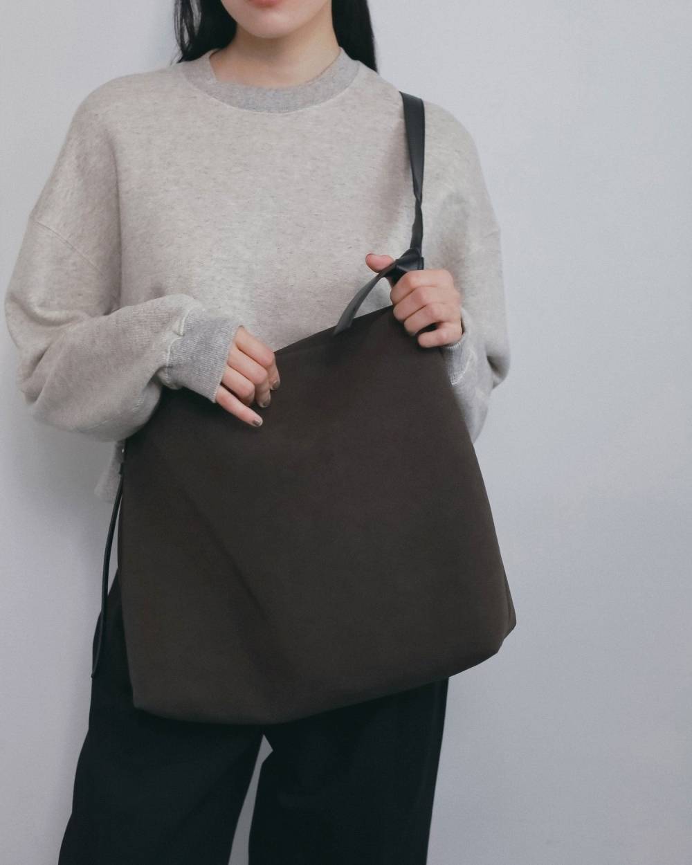 【anuke 2026 winter】Ecoleather Tote Bag - Champdelarose