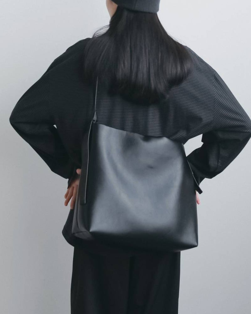 【anuke 2026 winter】Ecoleather Tote Bag - Champdelarose