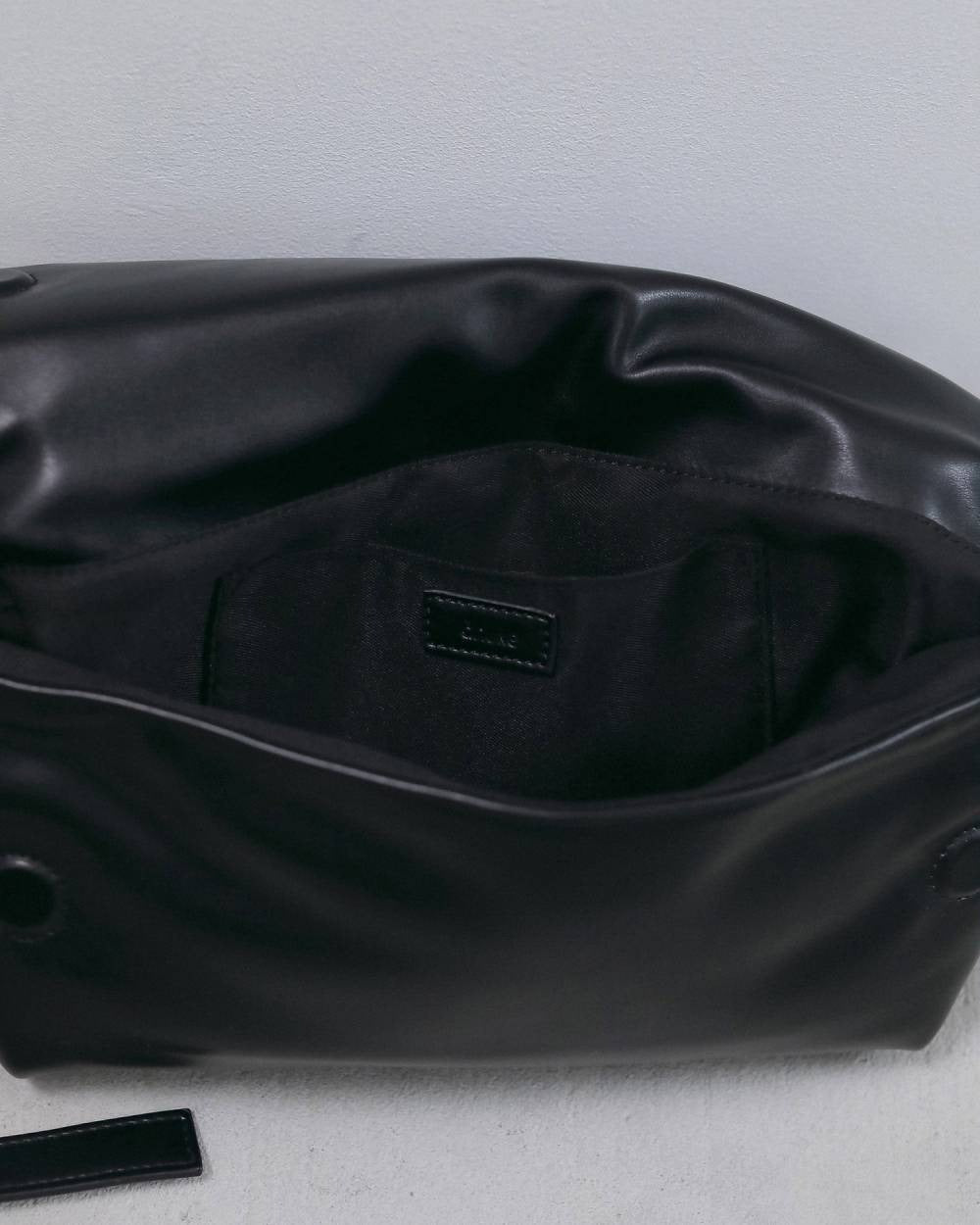 【anuke 2026 winter】Ecoleather Wrap Bag - Champdelarose