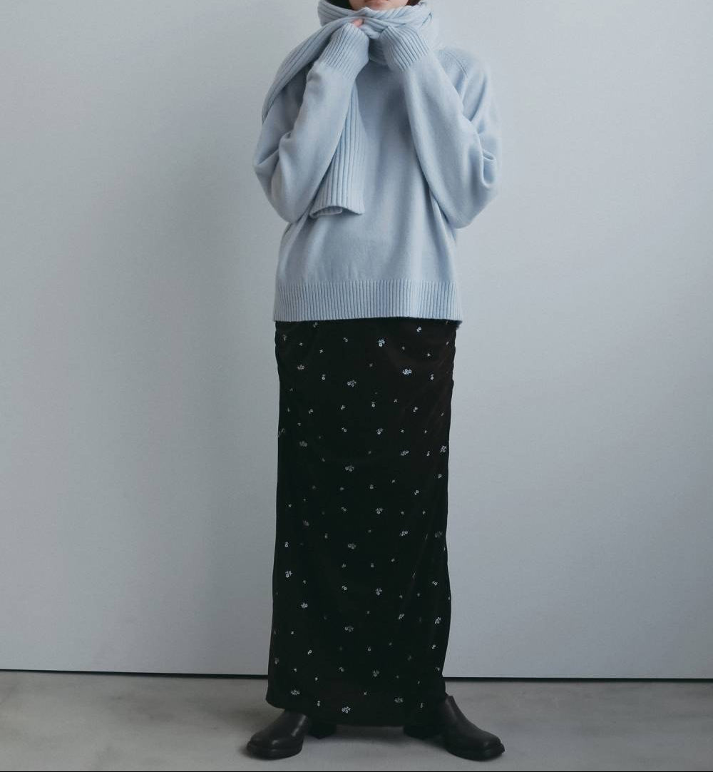 【anuke 2026 winter】Embroidery Flower Velourskirt - Champdelarose