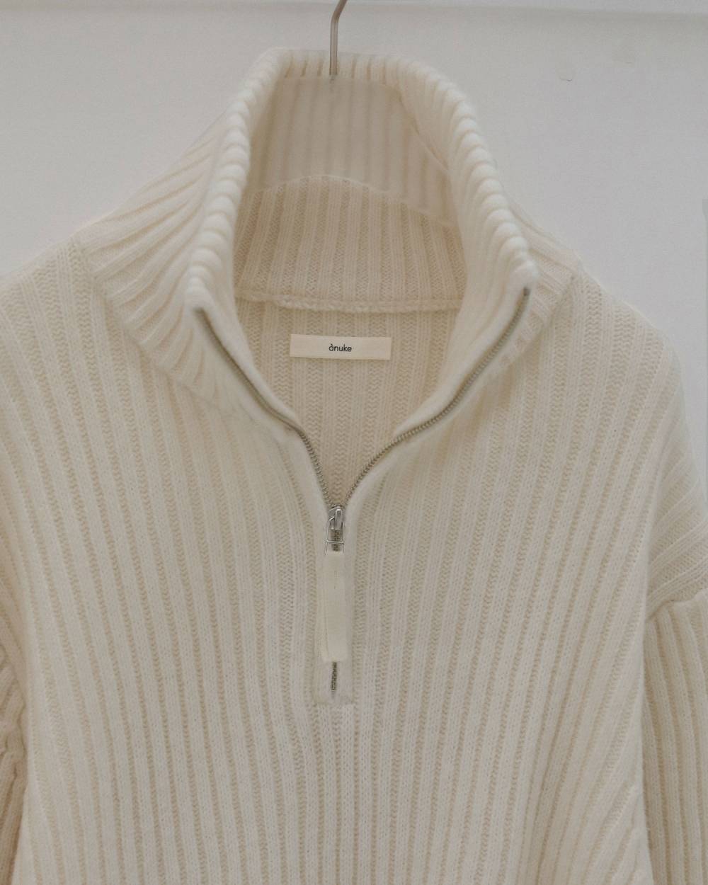【anuke 2026 winter】Halfzip Rib Knit - Champdelarose